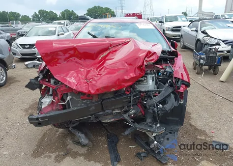 2015 Toyota Corolla Le Premium z USA, uszkodzony, nr VIN 2T1BURHE4FC282269